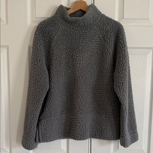 GAP Heather Gray Knit Pullover